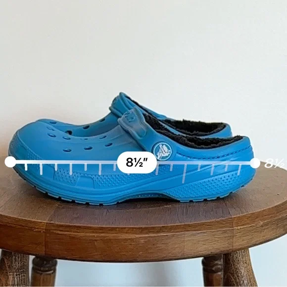 Crocs Kids Unisex Blue Outside With Black Warm Fuzzy Lining Material Size J4 2 - Picture 11 of 11